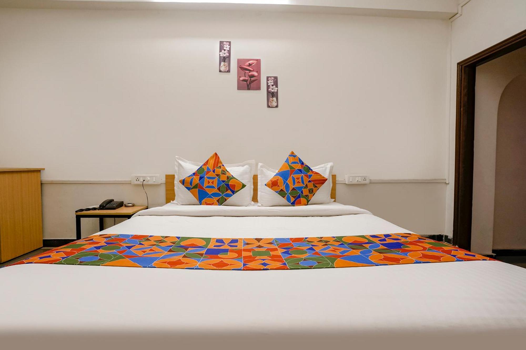 Fabhotel Saubhagya Inn 纳西克 外观 照片
